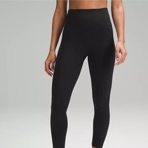 black lululemon align II 25” leggings
